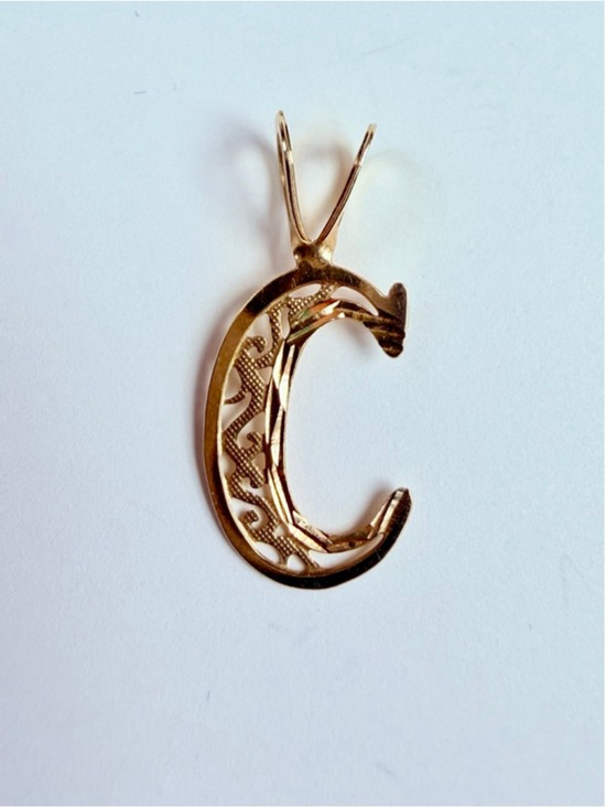 Unbranded Jewelry - 14K Solid Yellow Gold OroAmerica Diamond Cut Initial Letter "C" Charm Pendant